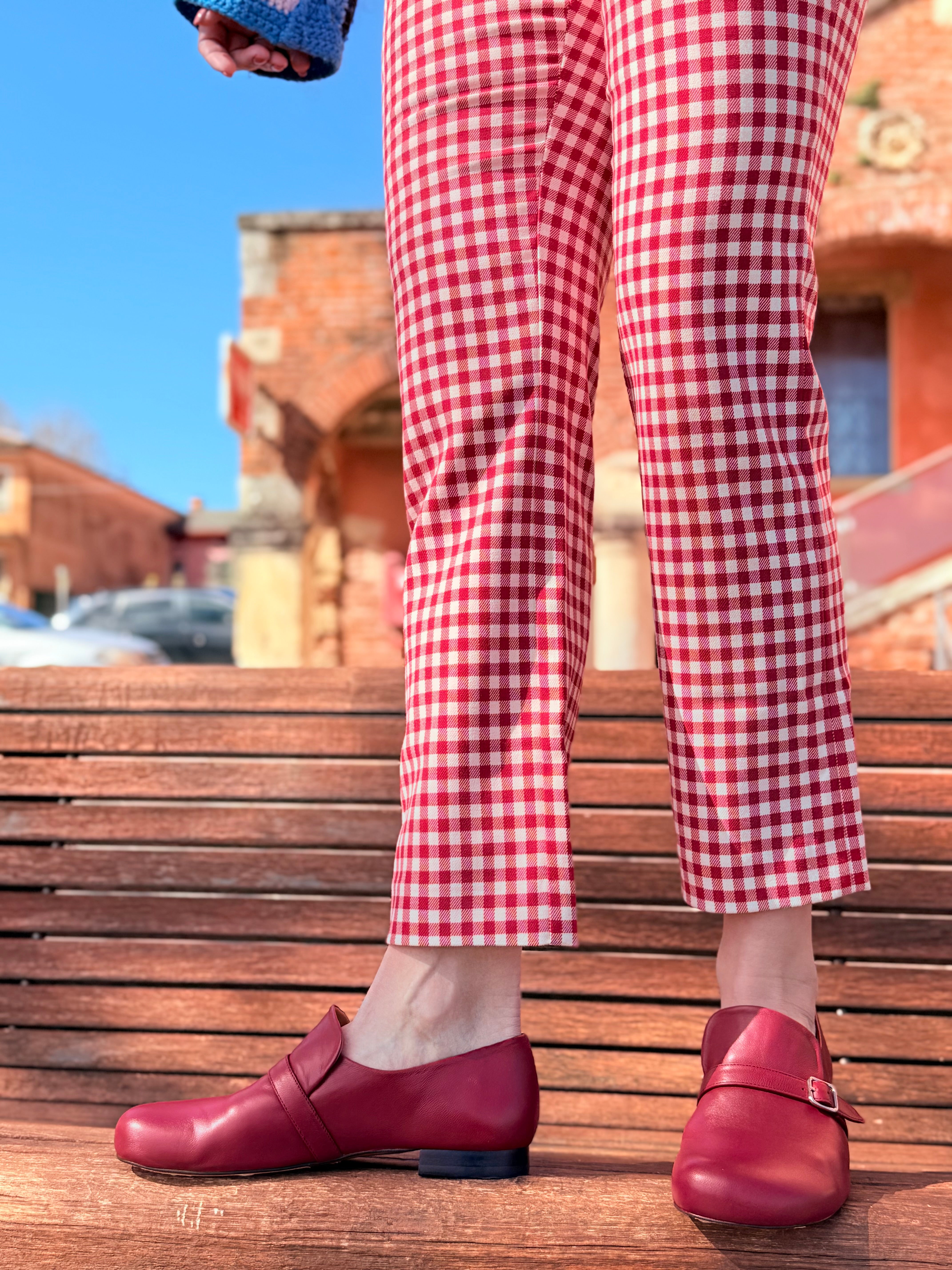 Image of Dorian Cherry mocassino in nappa color rosso ciliegia tacco 1.5 artigianale lagattaconglistivali