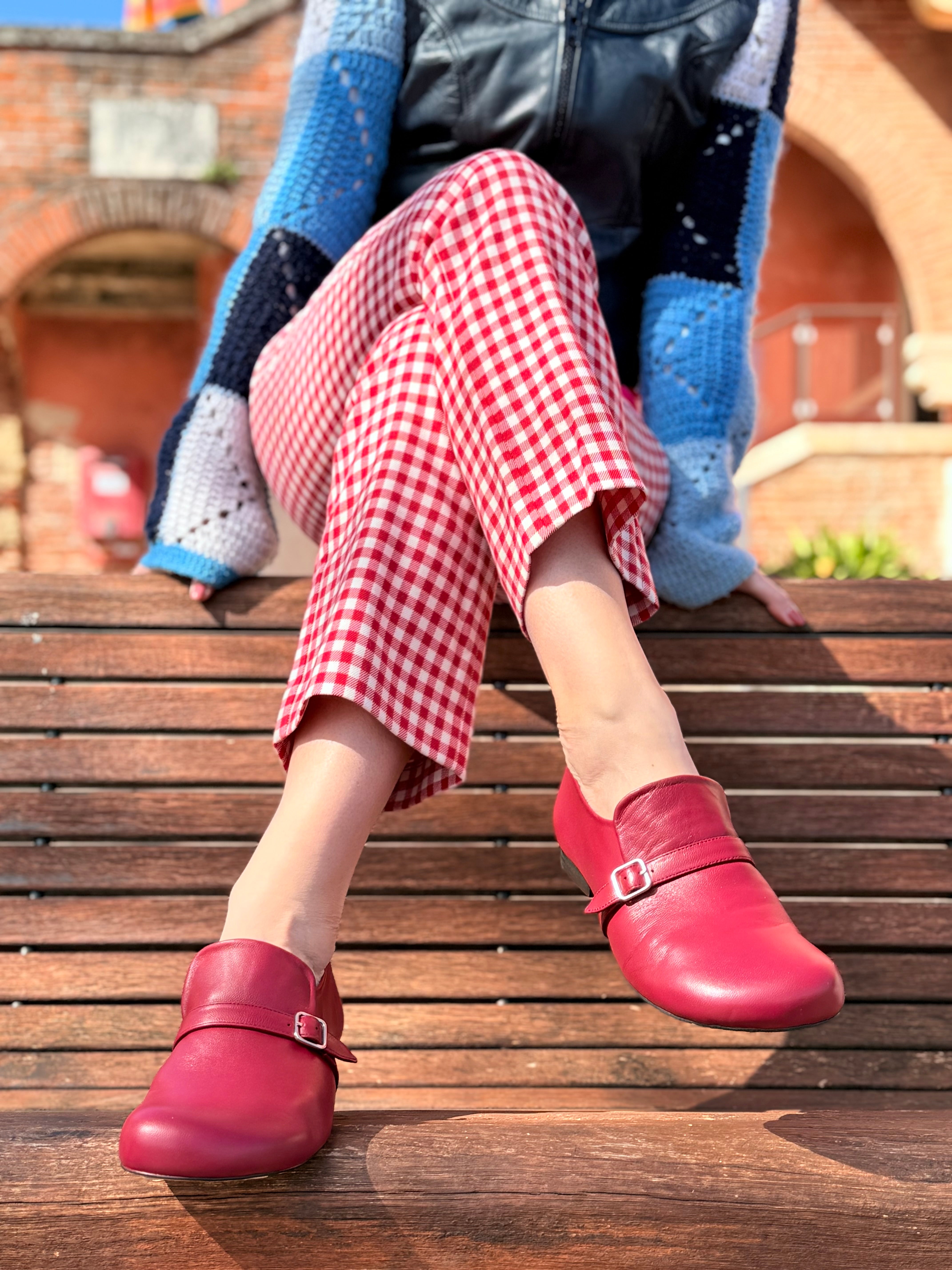 Image of Dorian Cherry mocassino in nappa color rosso ciliegia tacco 1.5 artigianale lagattaconglistivali
