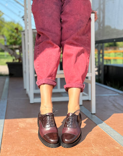 Image of Bogart Moro scarpa bassa allacciata in nappa marrone e bordeaux artigianale marchigiana