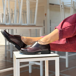 Image of Bogart Moro scarpa bassa allacciata in nappa marrone e bordeaux artigianale marchigiana