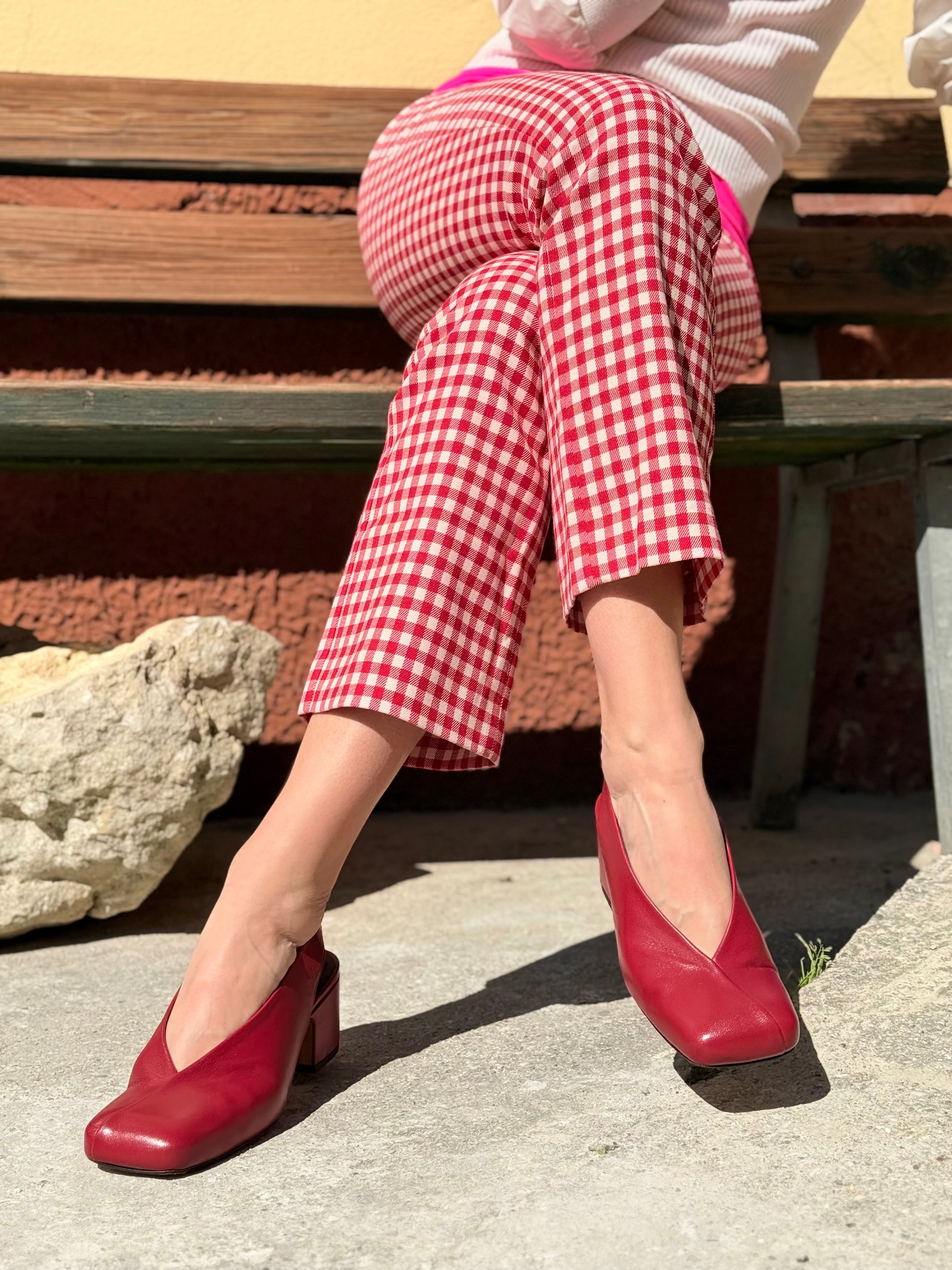 Image of Jappo Cherry chanel in nappa ciliegia tacco 6 artigianale Lagattaconglistivali