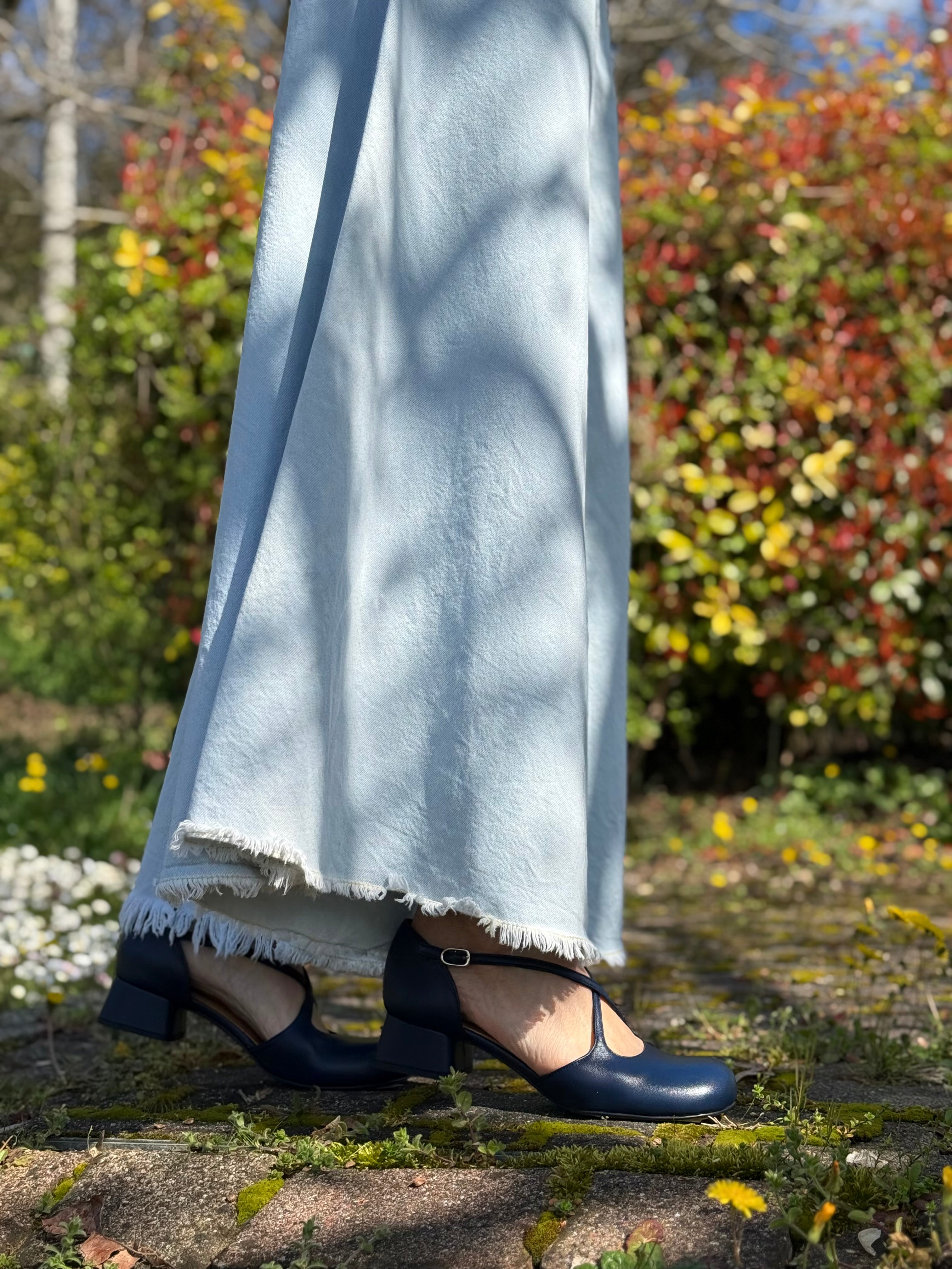 Image of Zelda Navy scarpa bassa d'orsay in nappa blu tacco 3.5 lagattaconglistivali