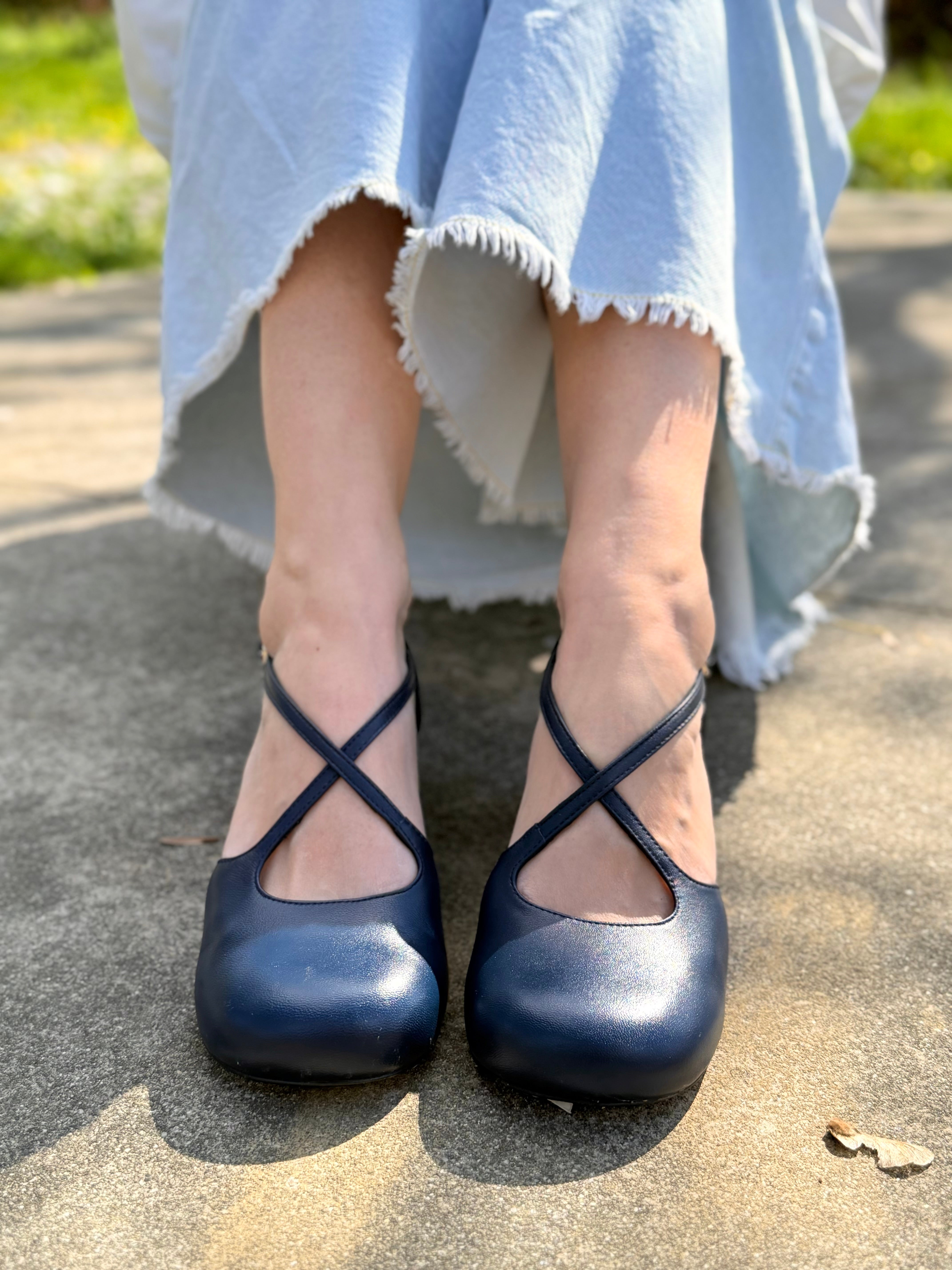 Image of Zelda Navy scarpa bassa d'orsay in nappa blu tacco 3.5 lagattaconglistivali