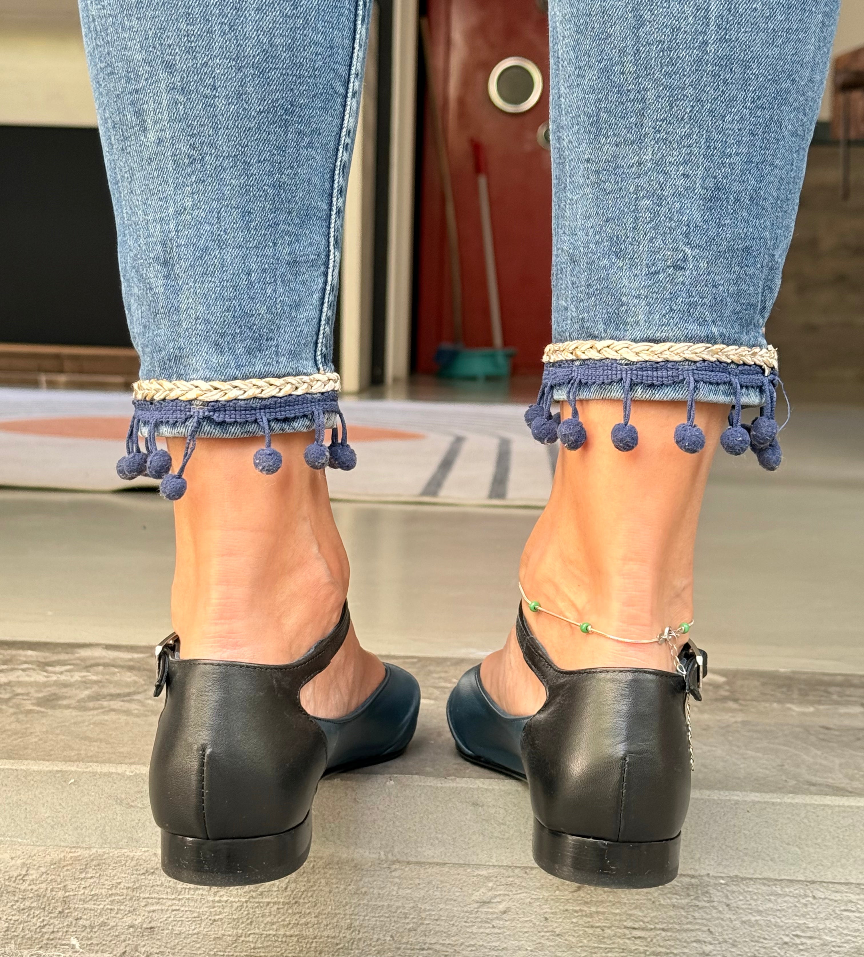 Benza Blue ballerina a sacchetto con cinturino in nappa blu tacco 1.5 artigianale marchigiana