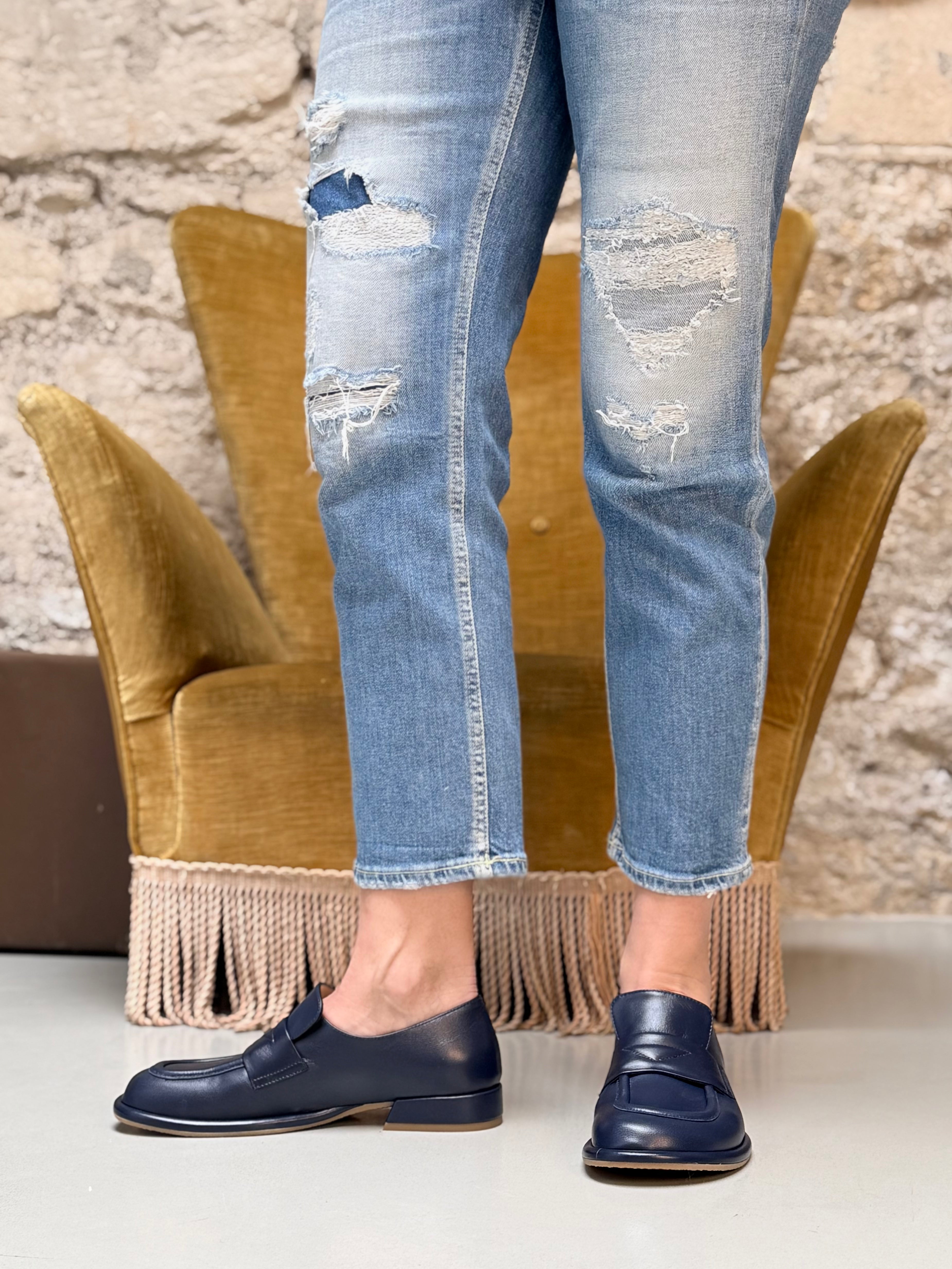 Image of Archie Navy mocassino in nappa blu artigianale marchigiana