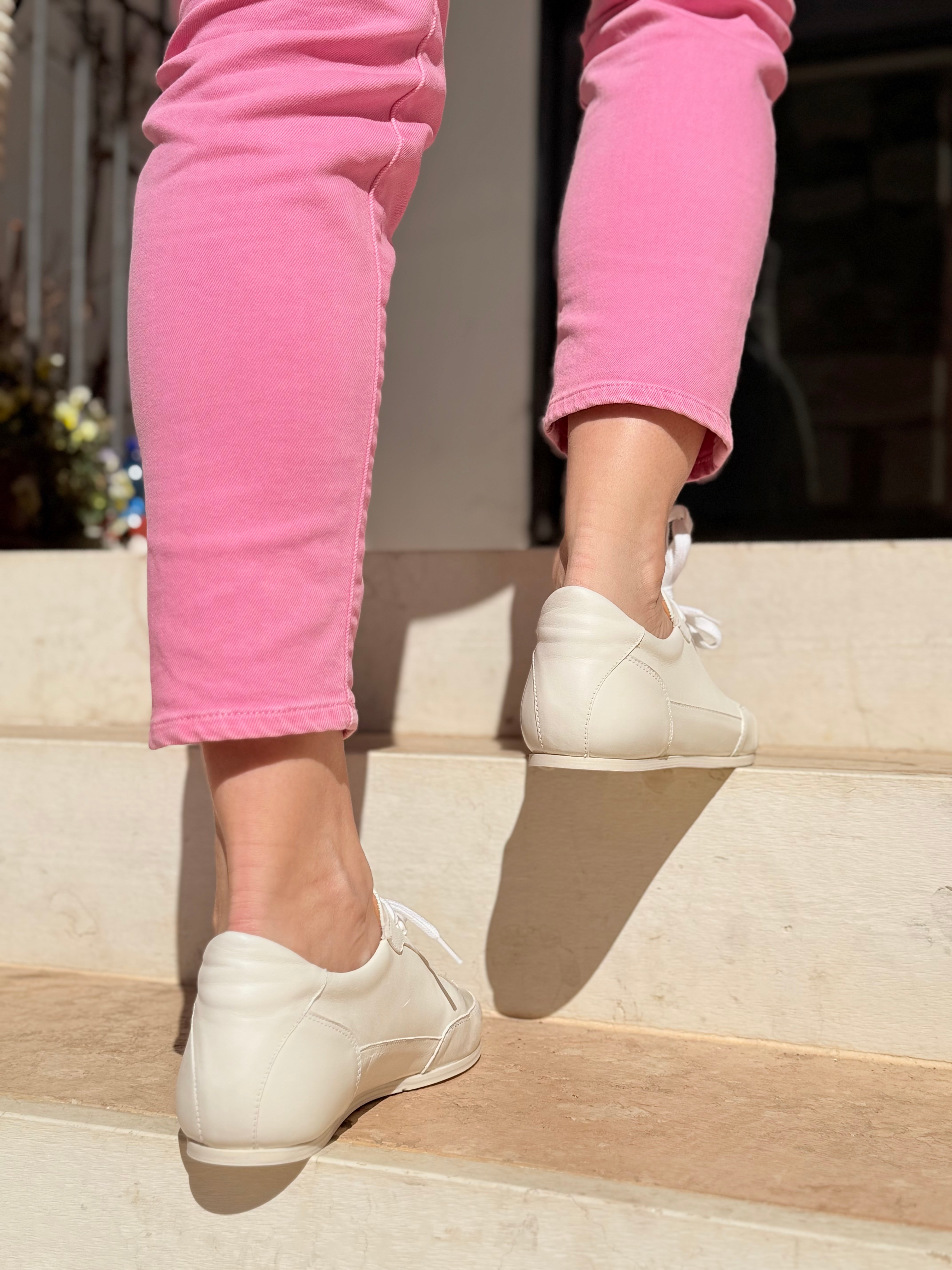 Image of Miuccia Milk sneakers in nappa bianca artigianale lagattaconglistivali