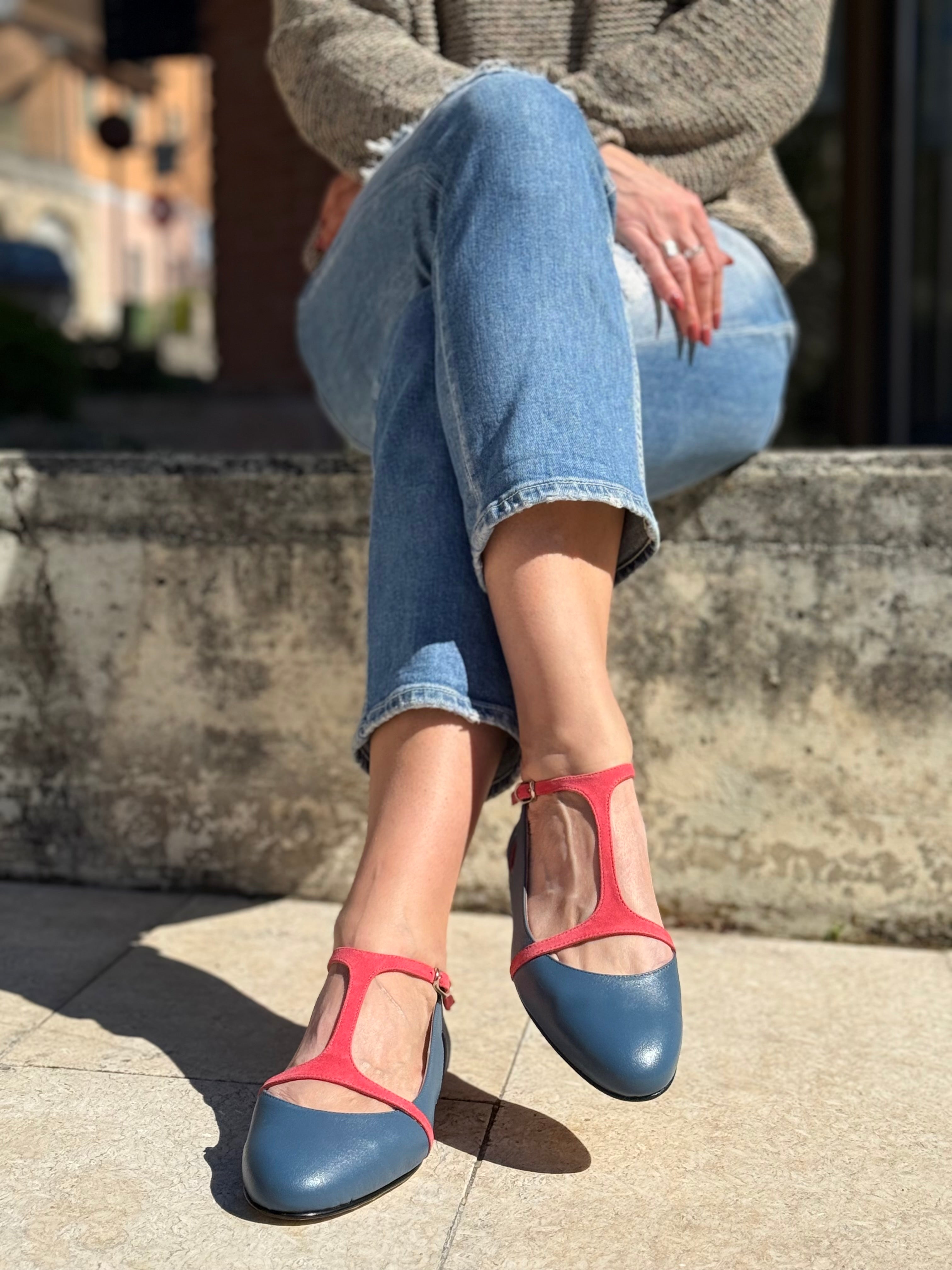Image of Flute Royal scarpina bassa t-bar slingback in nappa blu artigianale toscana
