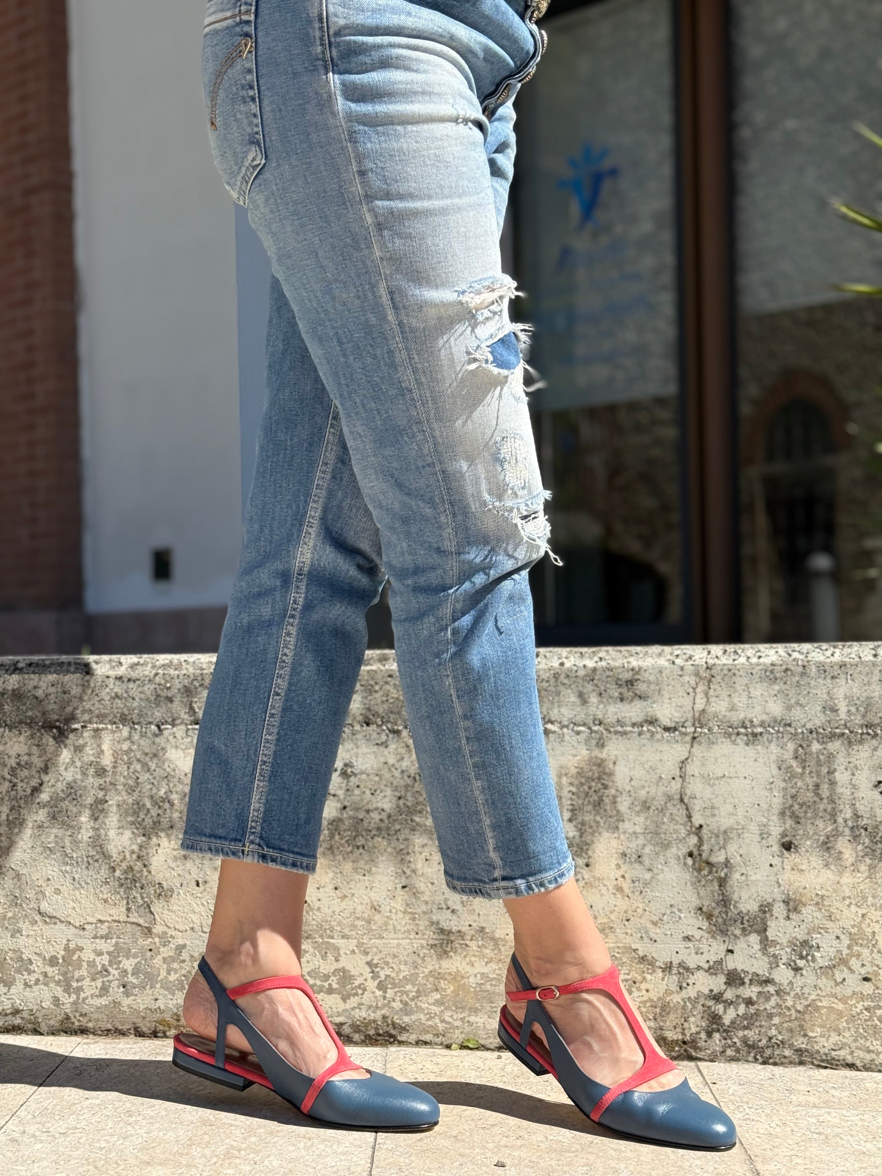 Image of Flute Royal scarpina bassa t-bar slingback in nappa blu artigianale toscana