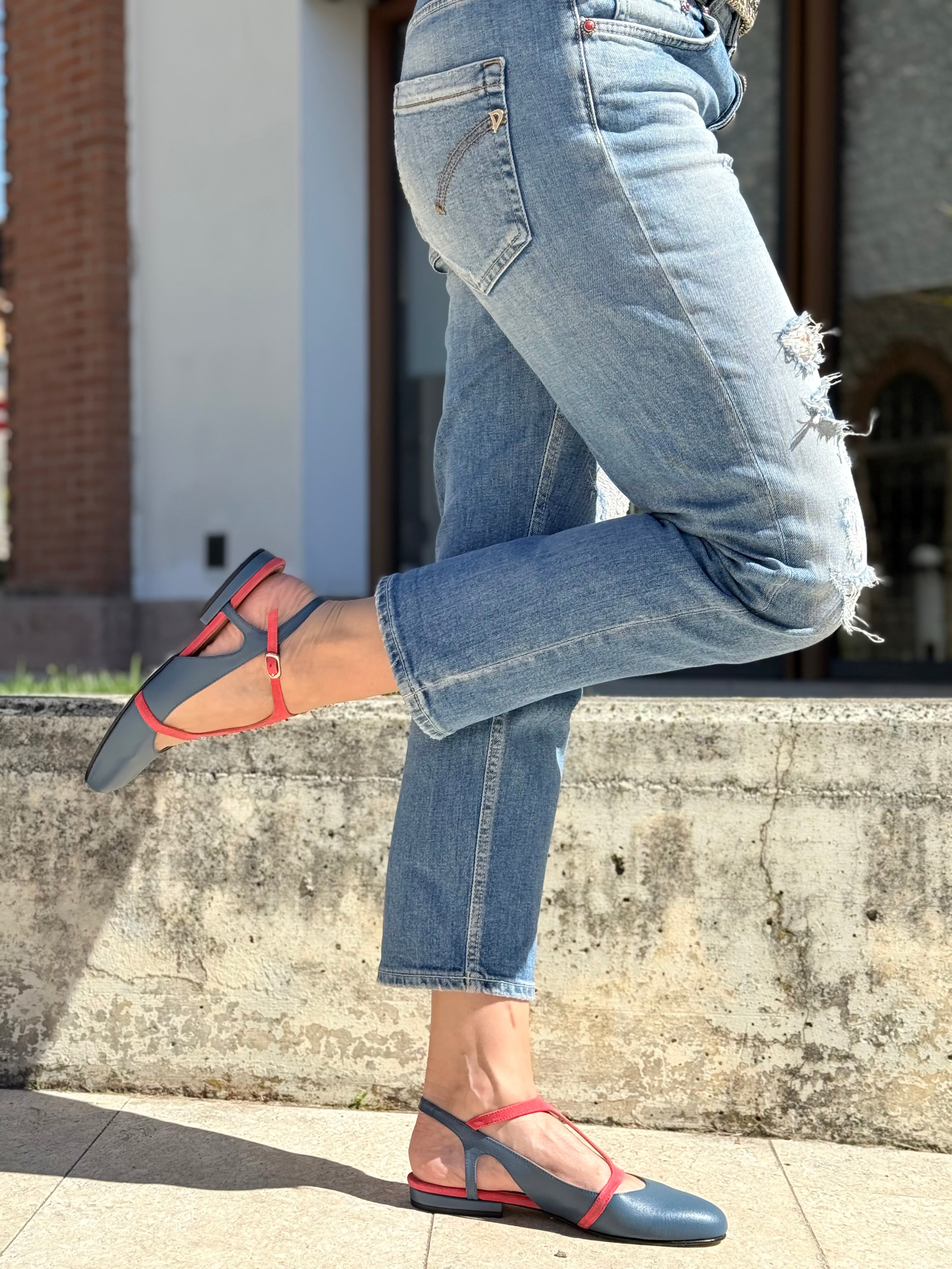 Image of Flute Royal scarpina bassa t-bar slingback in nappa blu artigianale toscana
