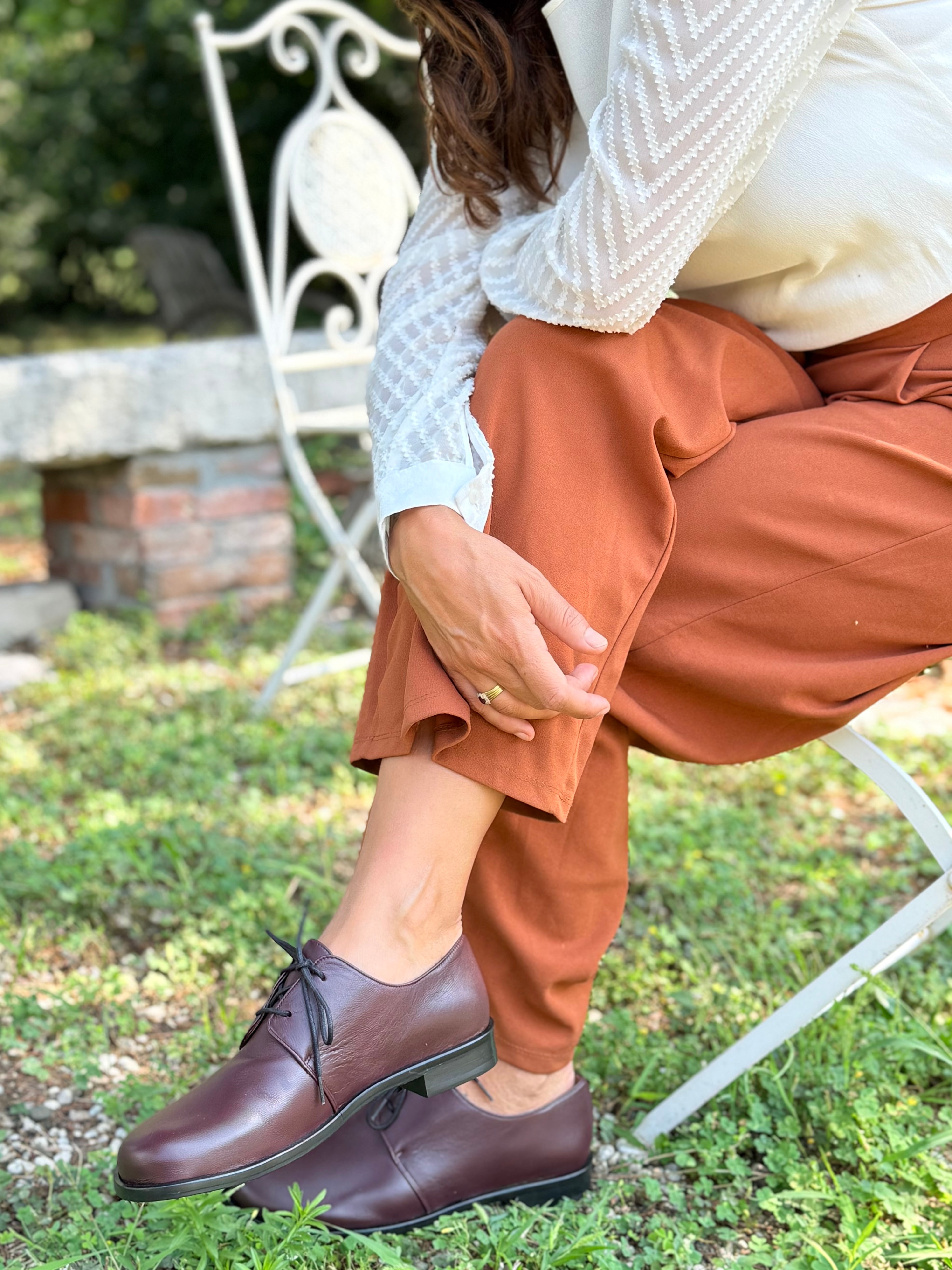 Beagle Wine scarpa bassa allacciata in nappa bordeaux tacco 2 cm artigianale