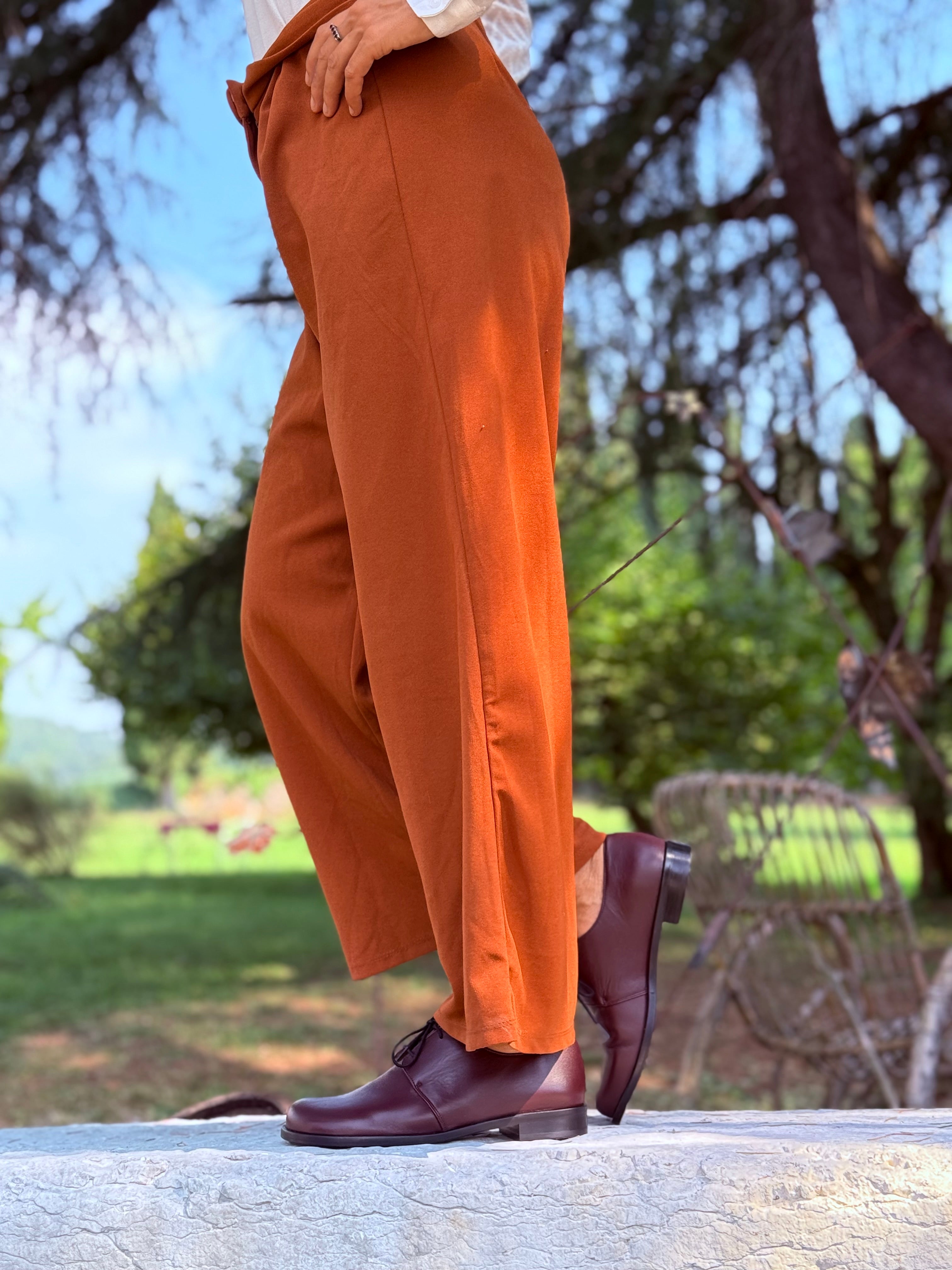 Image of Beagle Wine scarpa bassa allacciata in nappa bordeaux tacco 2 cm artigianale