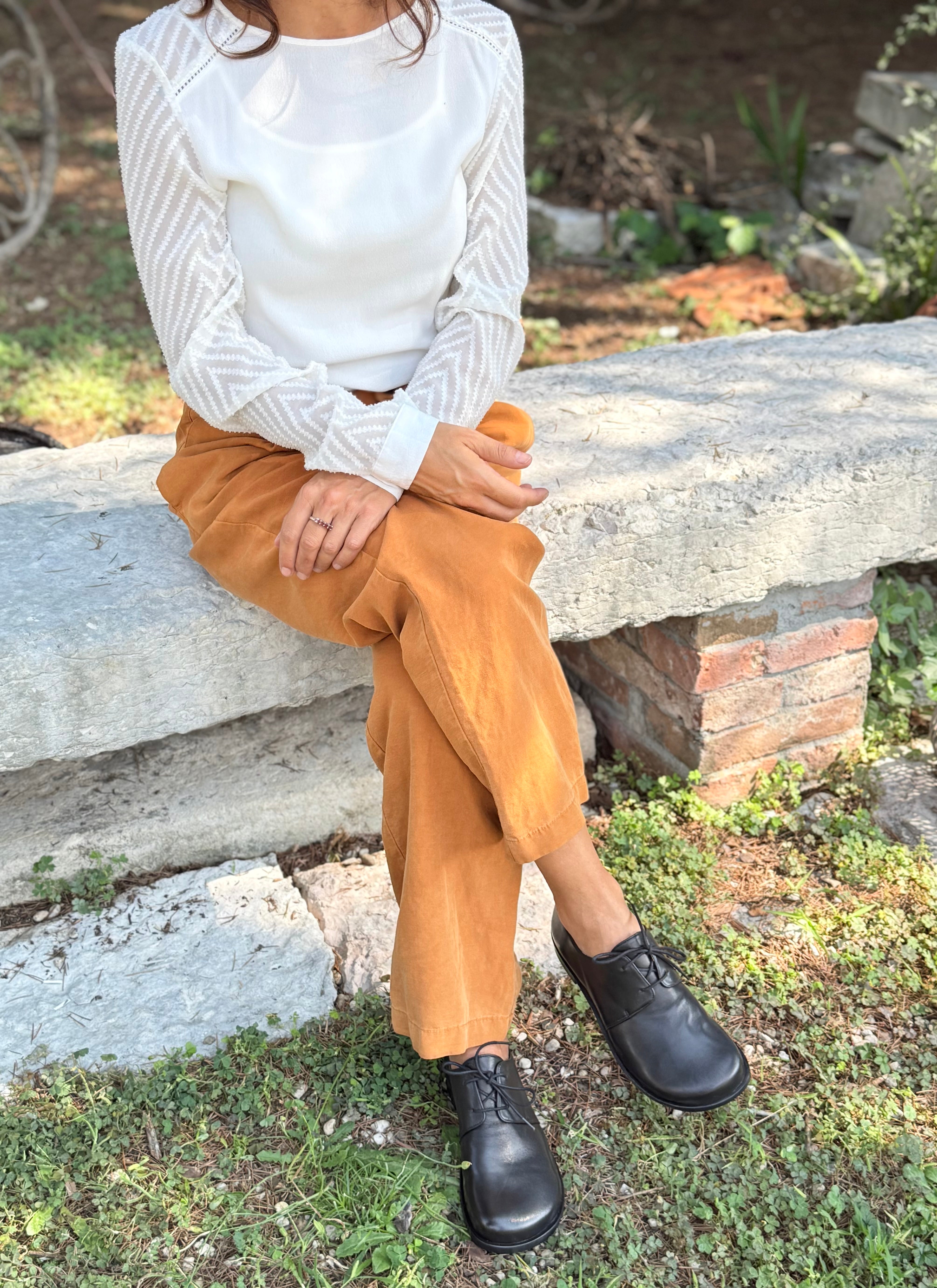 Image of Beagle Black scarpa bassa allacciata in nappa nera tacco 2 cm artigianale