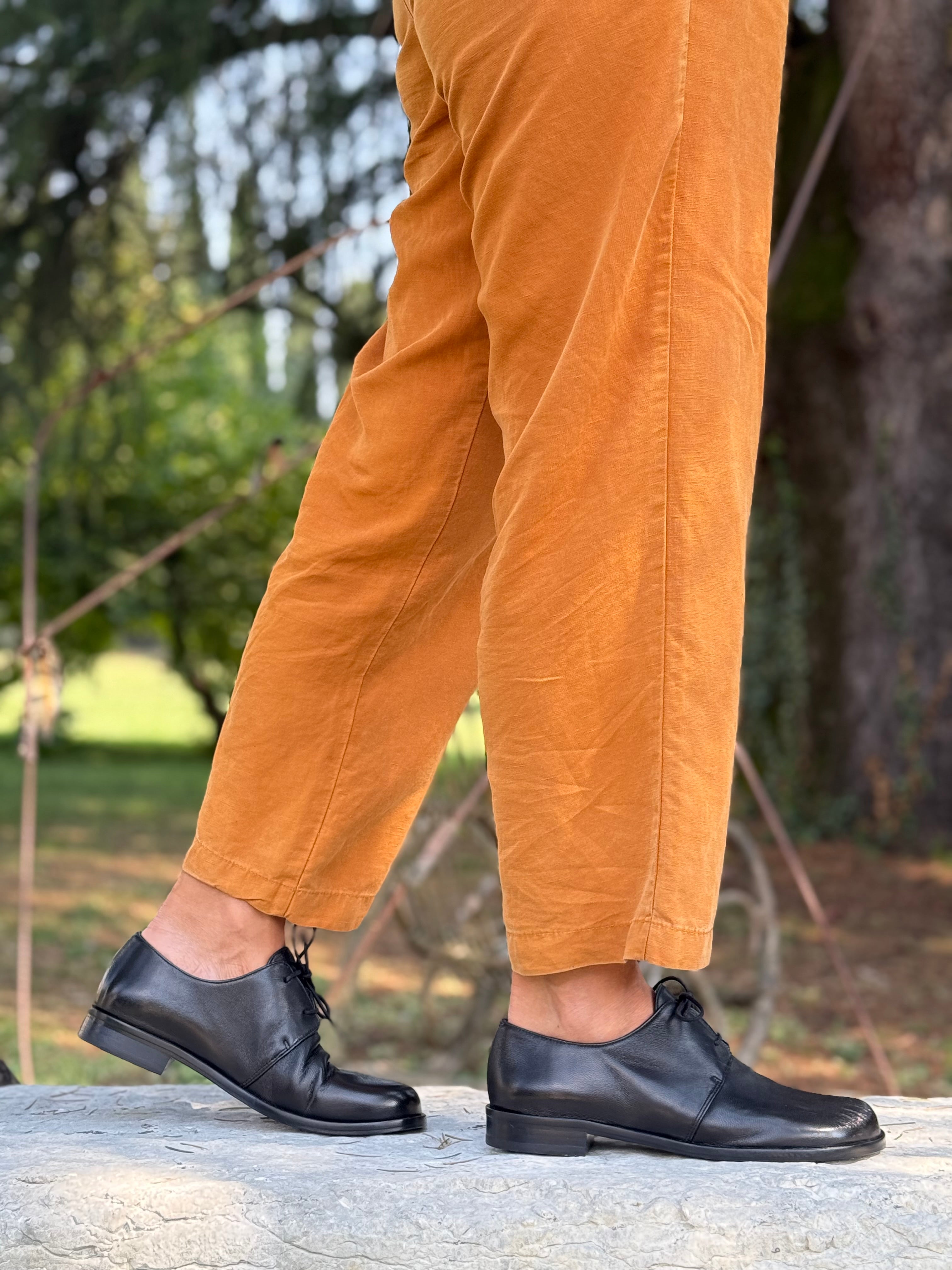 Image of Beagle Black scarpa bassa allacciata in nappa nera tacco 2 cm artigianale