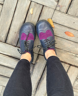 Image of Lucignolo Blue scarpa bassa stringata in pelle blue e camoscio uva artigianale toscana
