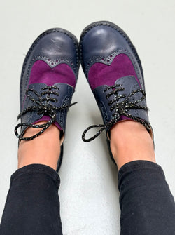 Image of Lucignolo Blue scarpa bassa stringata in pelle blue e camoscio uva artigianale toscana