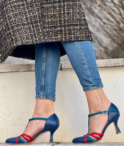 Image of Alika Blue decollete t-bar in pelle blu con cinturino stile vintage artigianale marchigiana